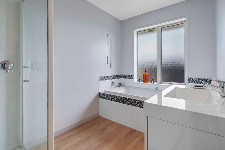 8 Ormandy Court Amberley_18