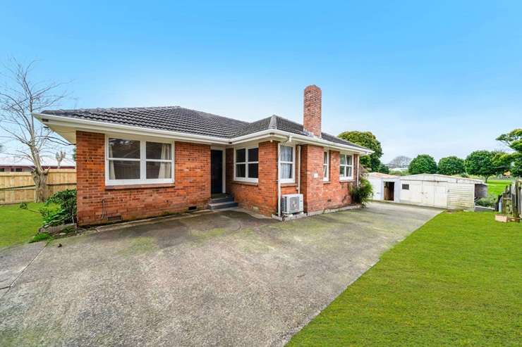 First-home buyers snapped up an ex-state home on Angus Street, in Auckland's Ōtara, for $675,000. Photo / Supplied