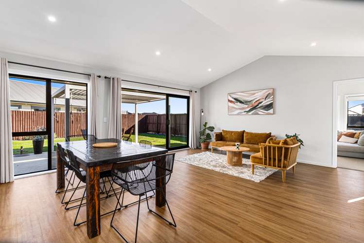 3 Hollard Crescent Lincoln_5