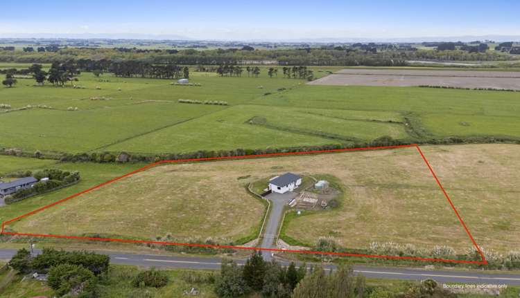 1121 Parewanui Road Parewanui_22