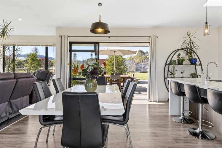 3 Karaka Place Kinloch_8