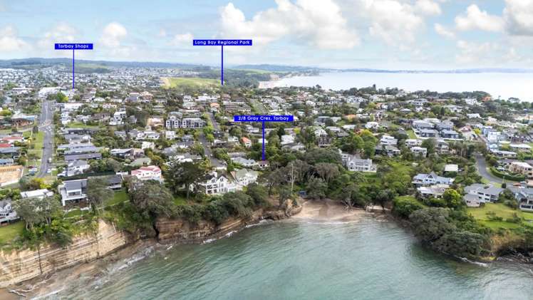 2/8 Gray Crescent Torbay_0