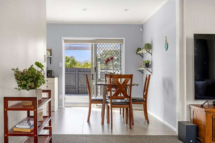 8 Rowlands Avenue Mt Wellington_9