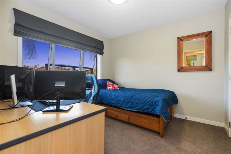 34 Somerton Drive Huntington_11