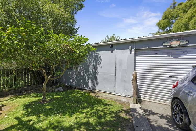 2 Hill Grove Naenae_7