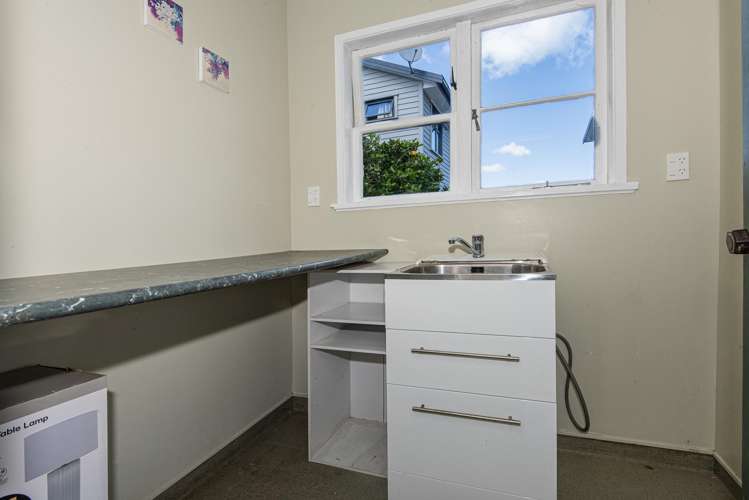 30 Lovatt Crescent Kensington_13