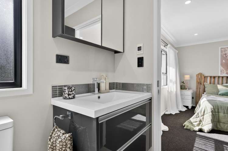 3 Bickerstaffe Road Maungaturoto_34