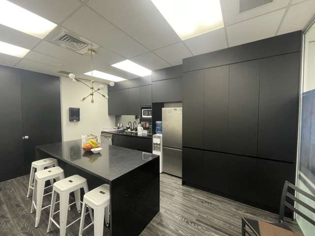 15 Osterley Way Manukau City_2