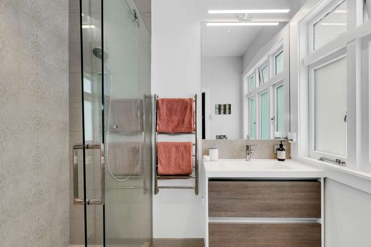 23 Formby Avenue Point Chevalier_10