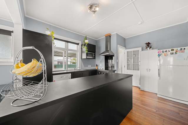 10 Jeans Street Masterton_4