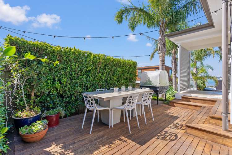 9 Calder Place Wai O Taiki Bay_19