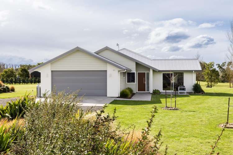 134 Kereru Road Maraekakaho_4