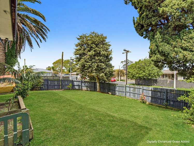 64 Christmas Road Manurewa_14