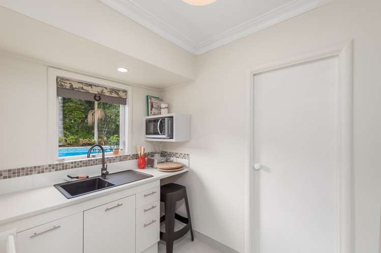 8 Liston Crescent Cockle Bay_15