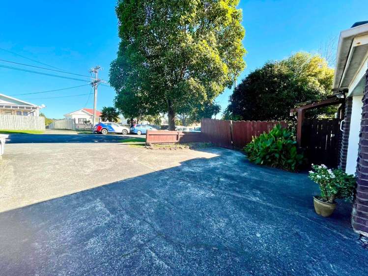 1/26 Islington Avenue New Lynn_17