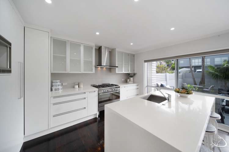 1/7 Morrow Avenue Bucklands Beach_5