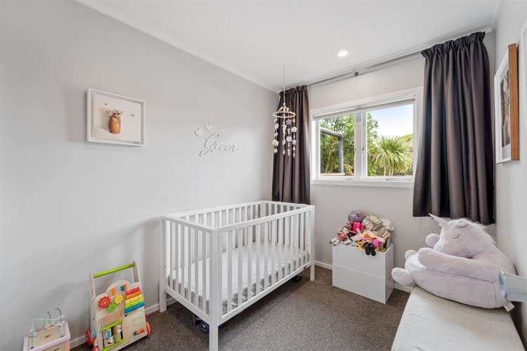 2/18 Parr Terrace Castor Bay_6