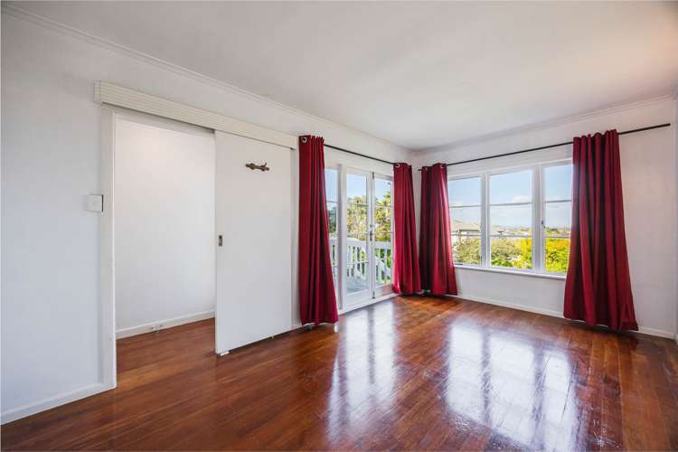 82-84 Ocean View Road Hillcrest_8