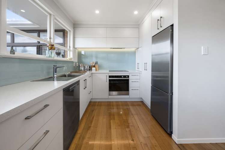 16 La Trobe Place Utuhina_7