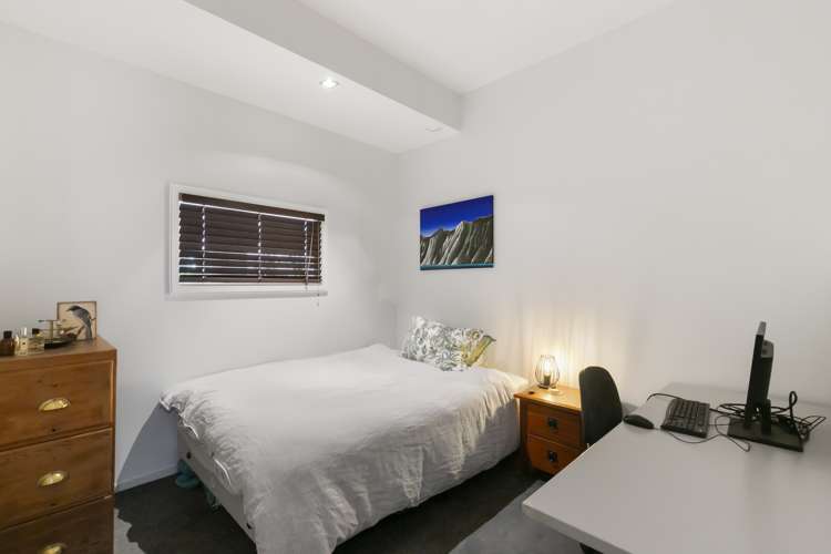 214/107 Thorndon Quay Pipitea_13