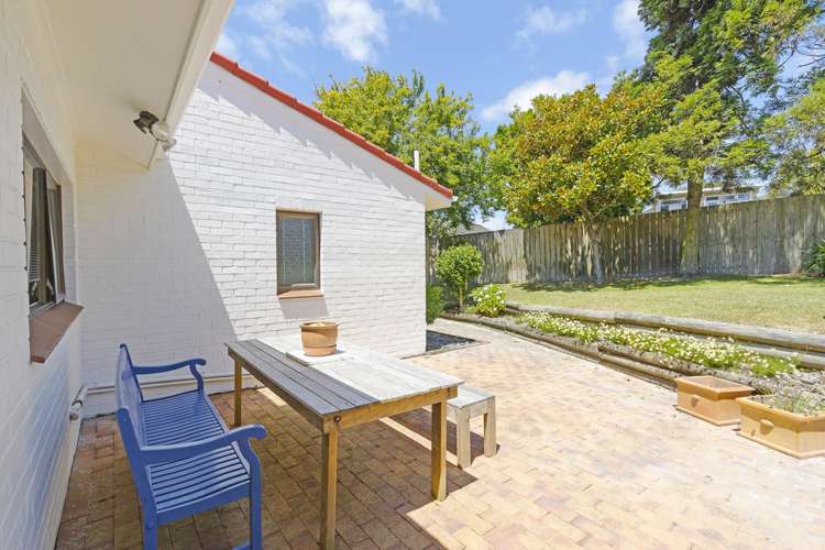 20 Wairata Place Te Atatu South_18