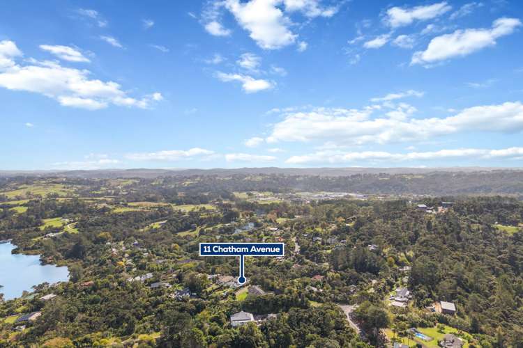 11 Chatham Avenue Paremoremo_29