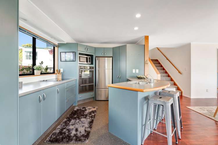 8b Duncansby Road Stanmore Bay_13