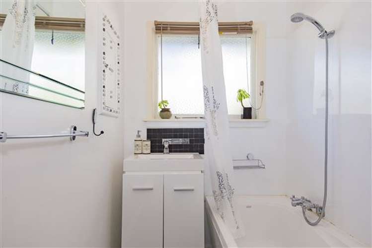 2/394 Hereford Street Linwood_8