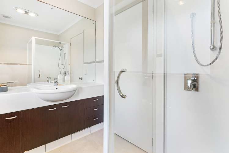 6 Silverwood Drive Flat Bush_24