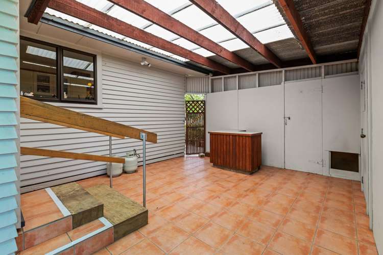 988 Norton Road Longlands_12