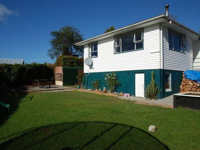 2 Turnbull Street Brockville_1