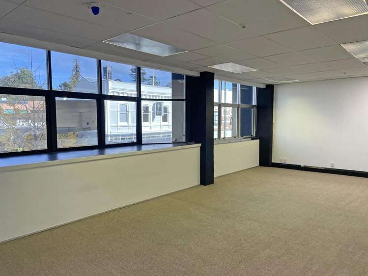 1/241 Hardy Street Nelson_2