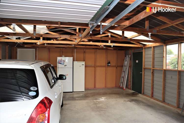 8 Carlyle Road Mosgiel_14