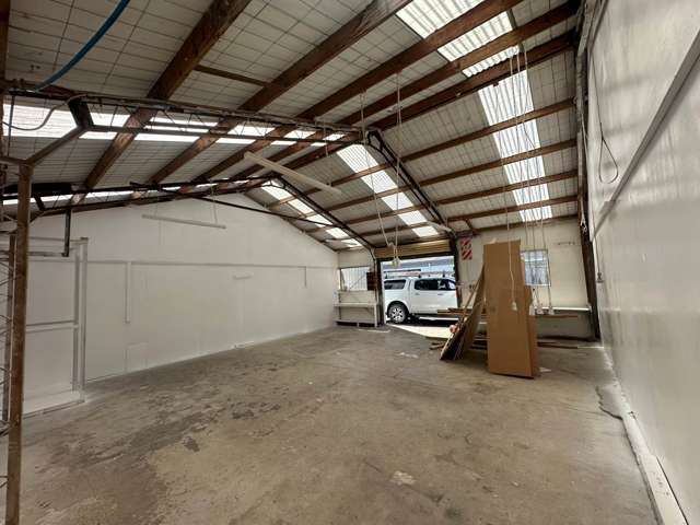 Unit 1/10 Amokura Street Henderson_1