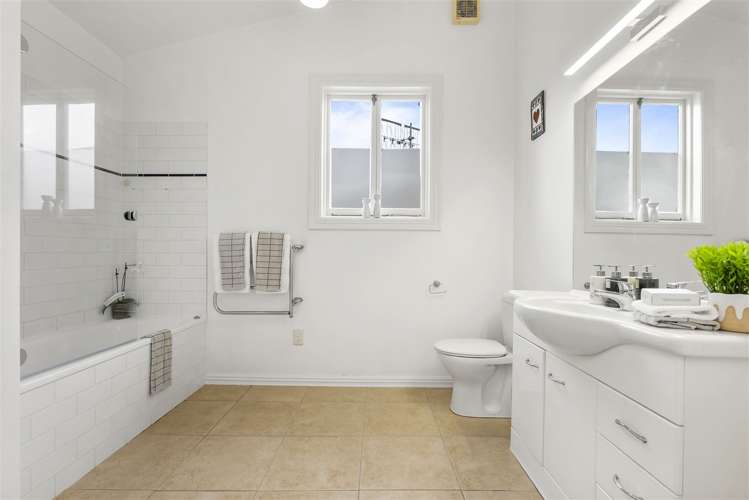 11 Rutland Road Stanley Point_13