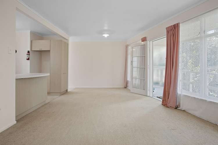 B/71 Commercial Road Helensville_3