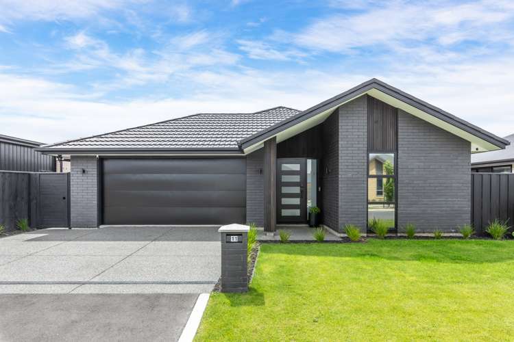 11 Chesney Drive_0