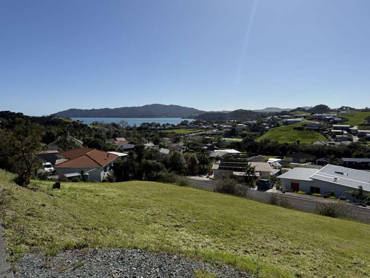 24 Cable Bay Block Road_2