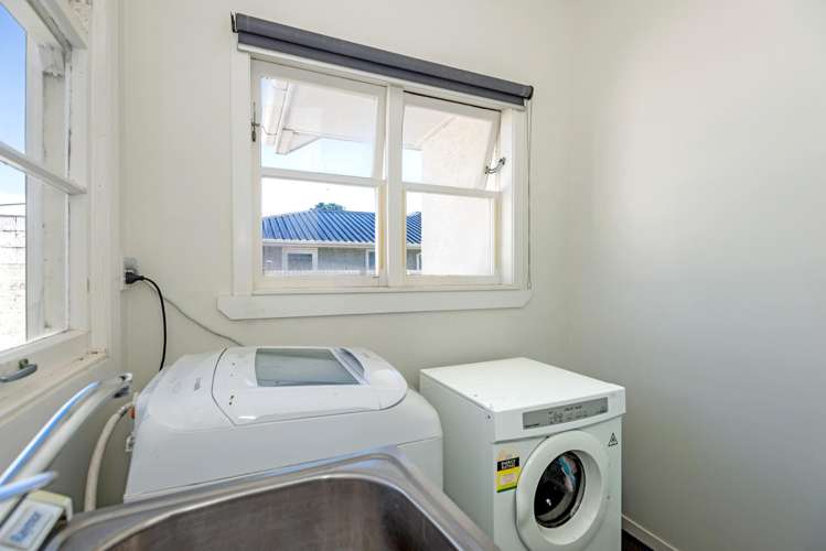 828 Gladstone Road Te Hapara_16
