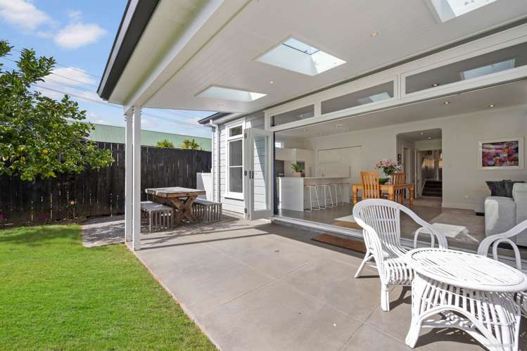 50 Main Highway Ellerslie_15