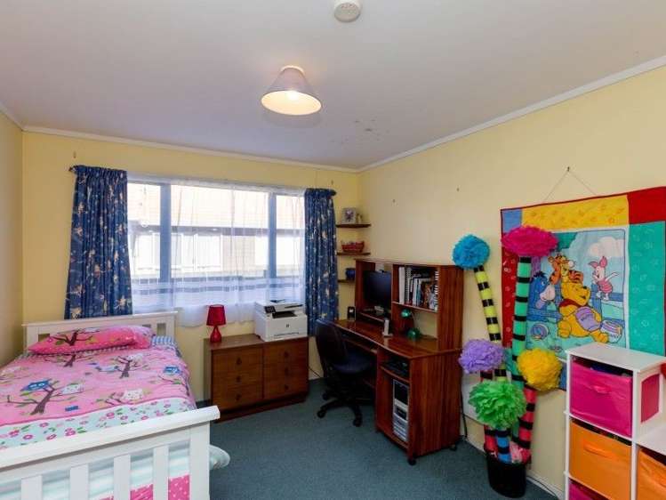 40 Dalfield Place Highbury_9