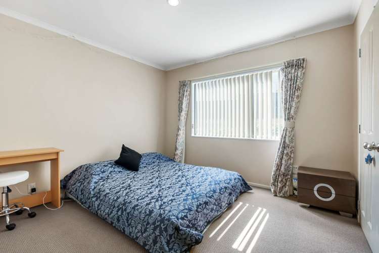 29 Seresin Crescent Flat Bush_25