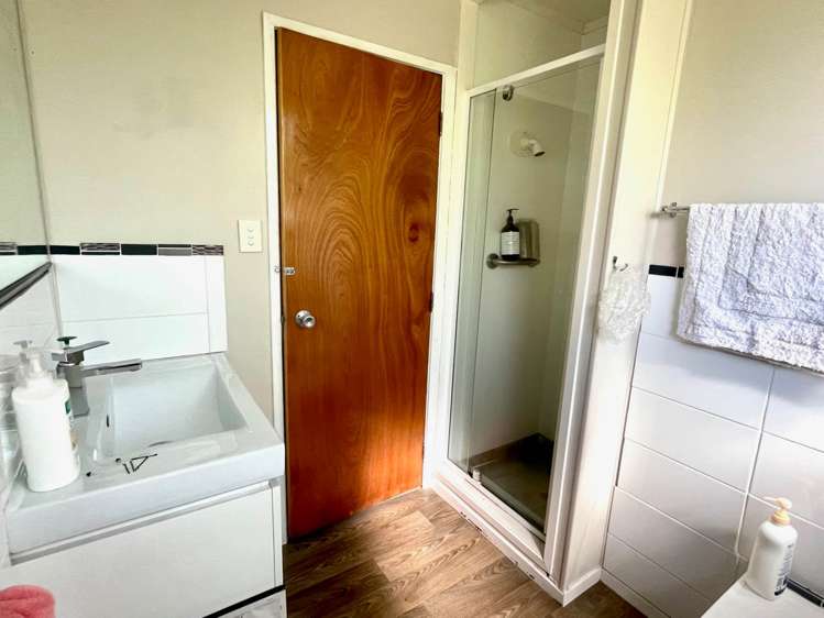 22 Glen Road Ranui_12