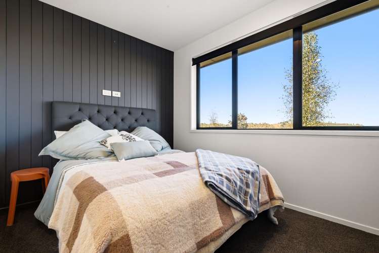 31 Otutira Drive Kinloch_12
