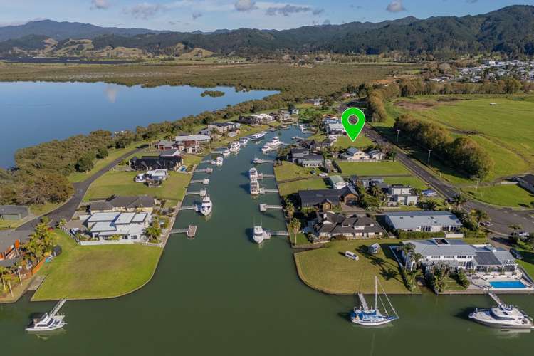 157 South Highway West Whitianga_6