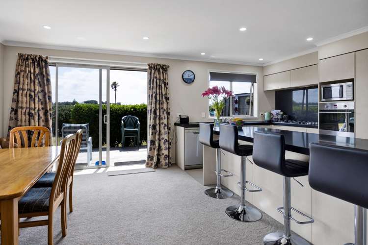 5 Denby Heights Hawera_11