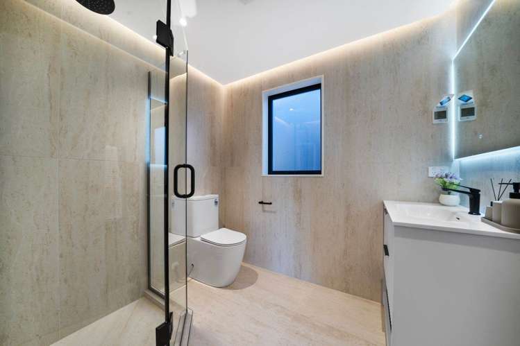 3/31 Wallace Road Mangere Bridge_16