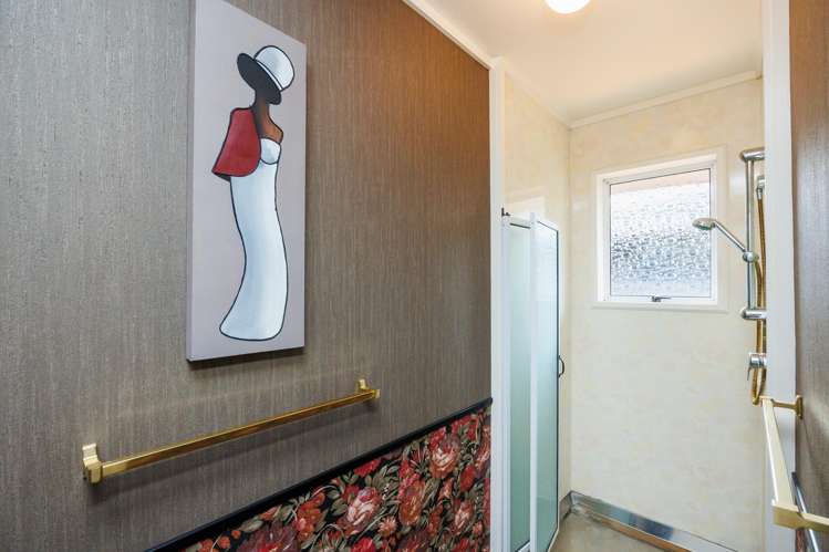 7 Woodfield Avenue Roslyn_23