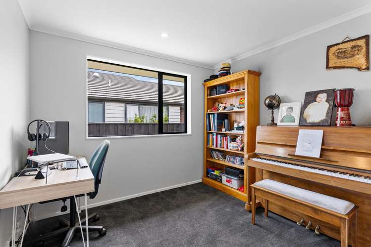 9 Orchard Terrace Riverhead_15