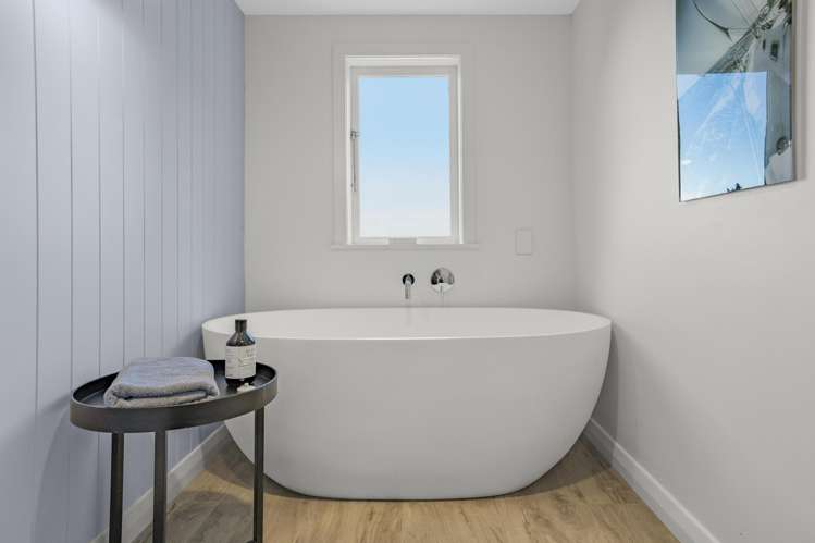 502 Marine Drive Eastbourne_14